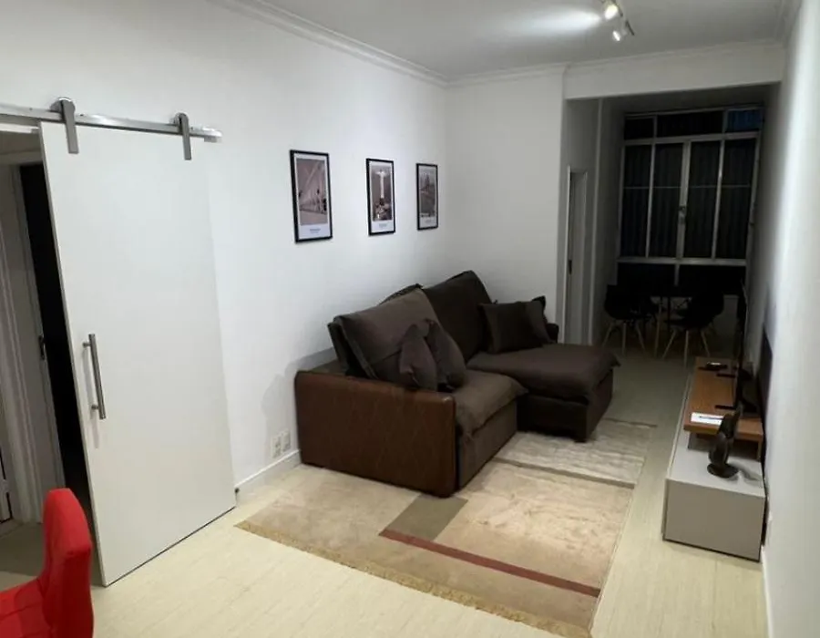 Apartamento aconchegante! 2 quadras da praia e metrô!-1